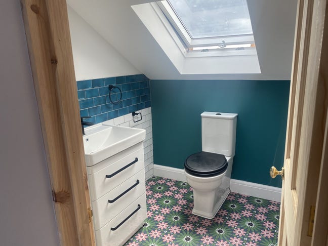 2 bed studio/kitchenette with garden oasis Main Photo