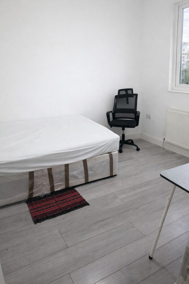 Modern Ensuite Room–All Bills Included–CR0 2PD Main Photo