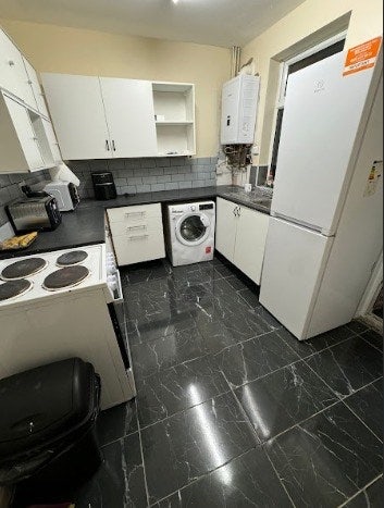 Nice double room en-suite  Main Photo