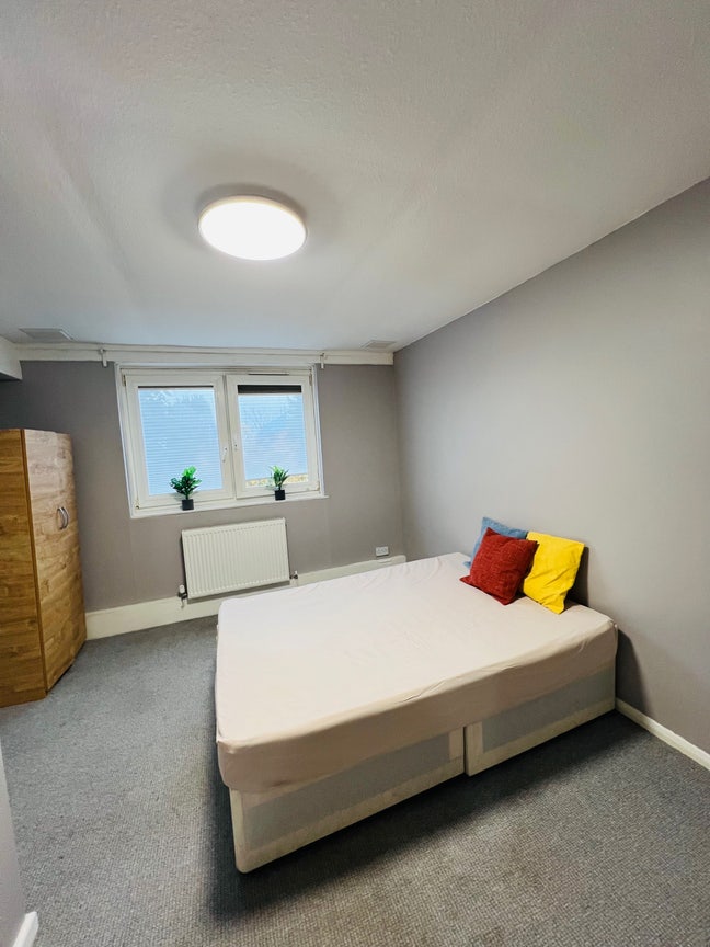 🤩 Lovely Double Room in Tooting Bec 🤩 1st Feb Main Photo