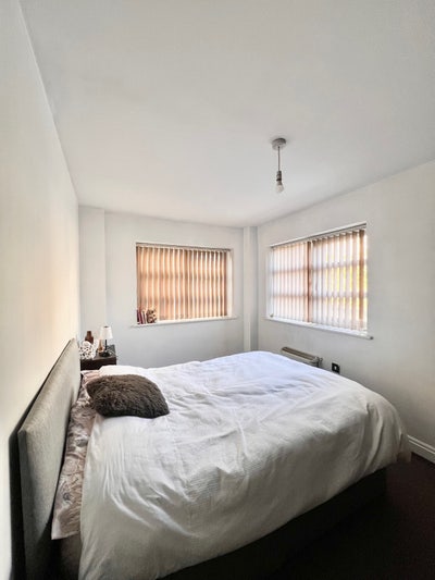 Tenancy Replacement for Double Room in City Centre Main Photo