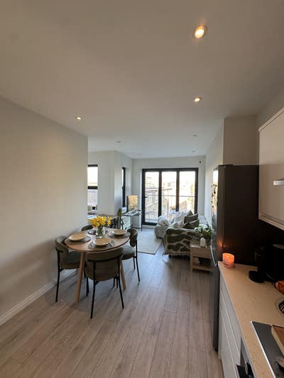 Room available in 2 Bed in Clapham/ Battersea Main Photo