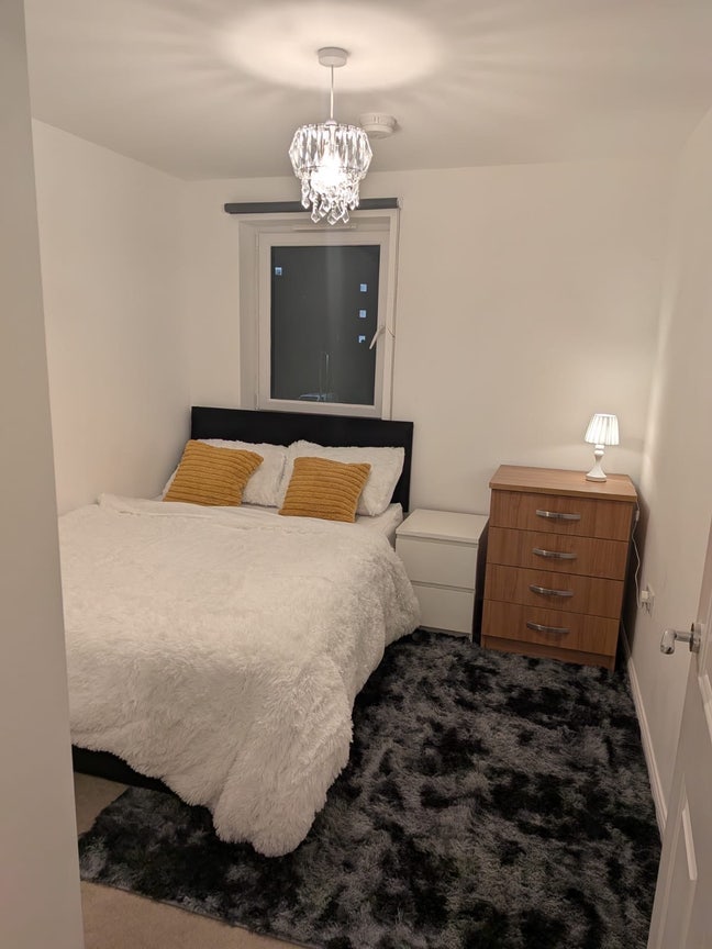 Available nice room  Main Photo