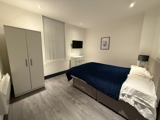 Spacious Furnished Room to Rent – Bootle (L20 3ER) Main Photo