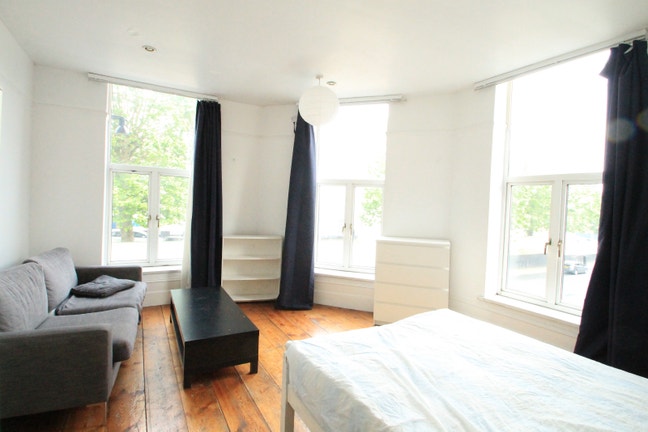 Very spacious 4 double bed apartment in Islington! Main Photo