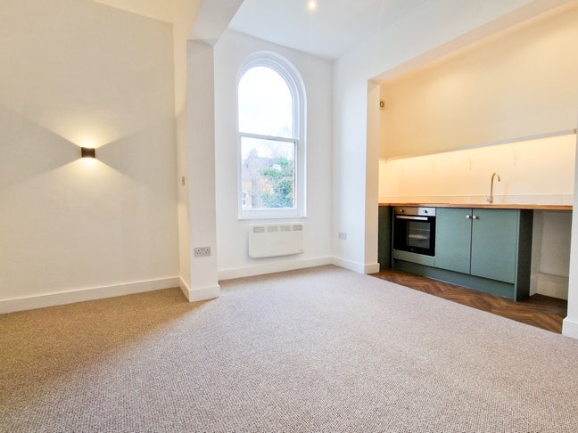 Modern Self Contained Studio - Bills Inc. Main Photo