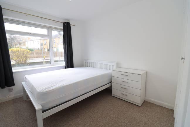 Wimbledon Village Location! Value Room in SW19 Main Photo
