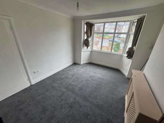 2-Bed Flat in Mill Hill (NW7) Main Photo