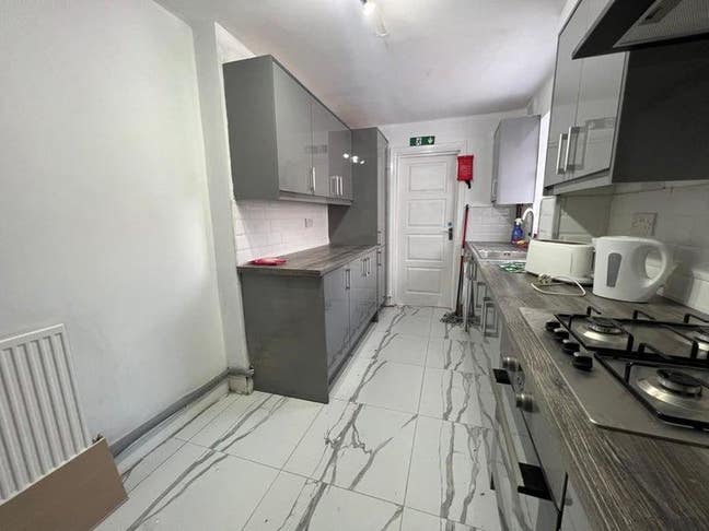 No Deposit Emergency Accomodation Main Photo