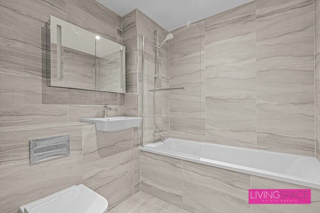 Modern 1-Bed Flat on High Mead, Harrow Main Photo