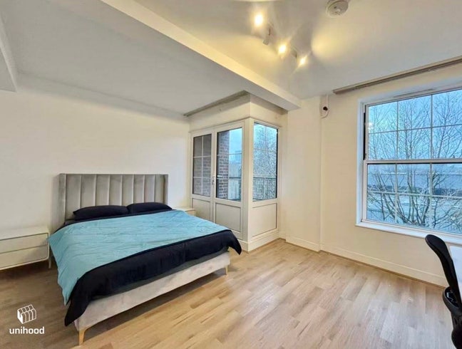 Double Room near UCL | All Bills | &pound;360pw Main Photo