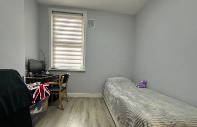 Single room avl. immediately in E7, Katherine Road Main Photo