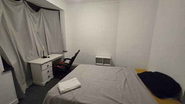 Luxury house with 5 rooms in Isleworth!!😀 Main Photo