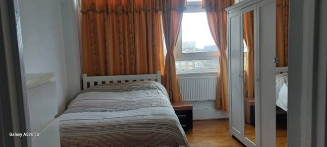 Quirky Double Room- Old Street Zone 1 Main Photo