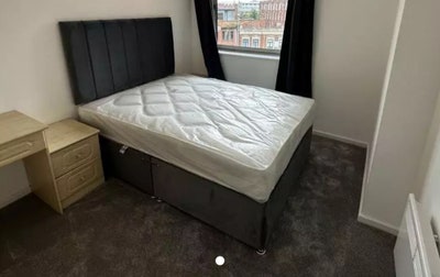 Cozy En-Suite Room Available- City Centre Main Photo