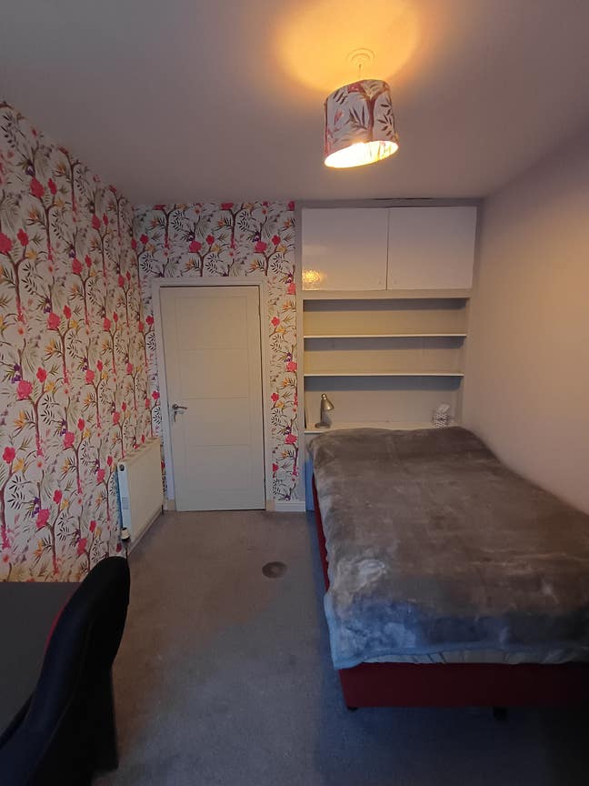 1 Bedroom available in 2 bed Flat Main Photo