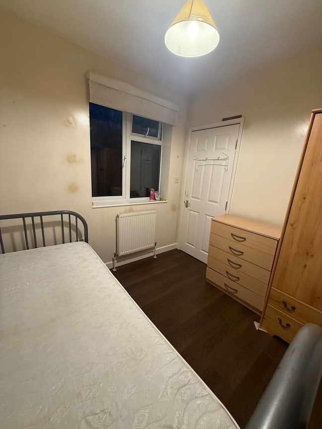 Spacious Single Bedroom to Rent – West Acton,w30ns Main Photo