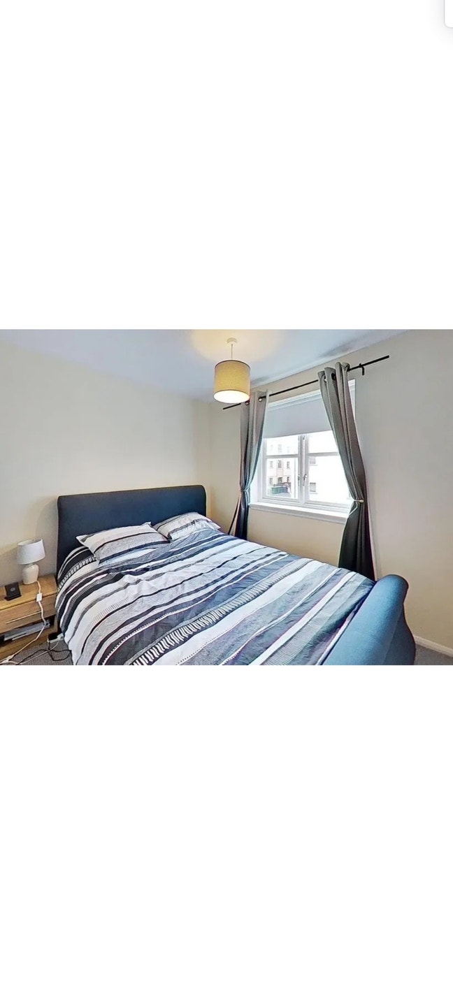  double bed room available Main Photo