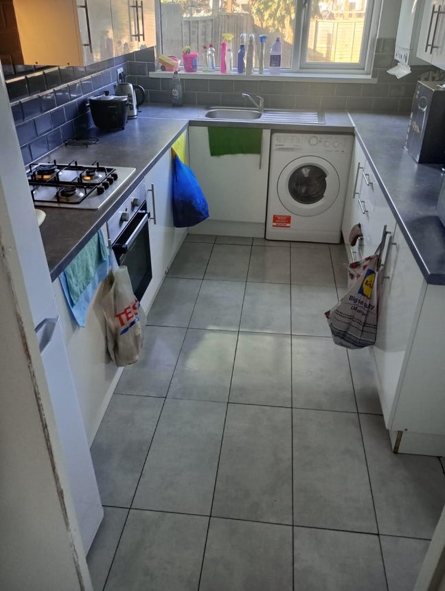 Large Double Room to Rent  Main Photo