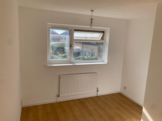 Rooms  available! 6 bedroom property  in CB4  Main Photo