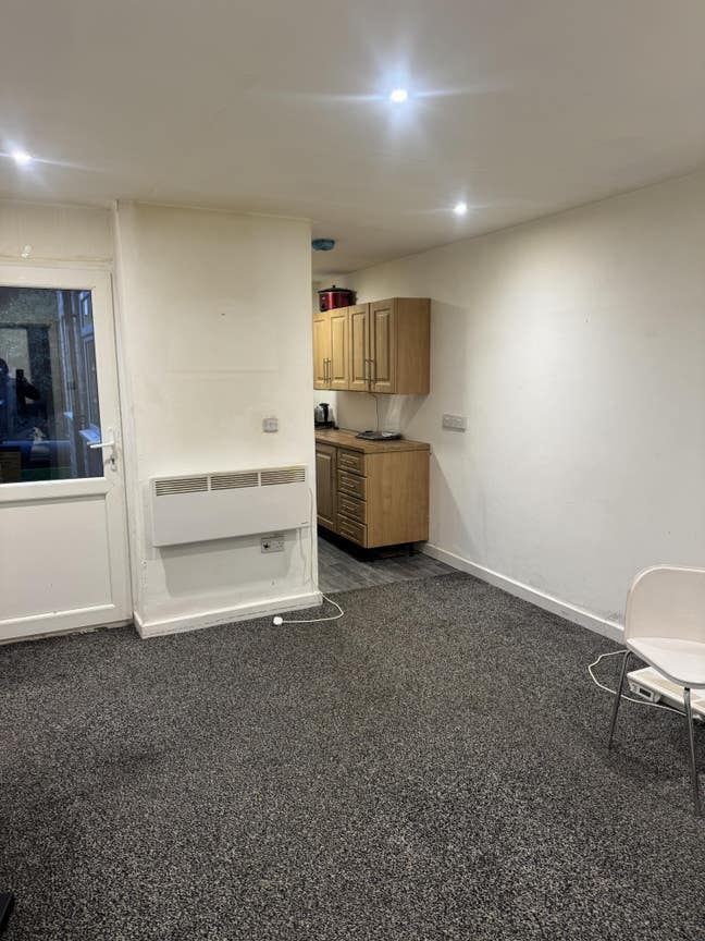 1 bedroom flat available  Main Photo