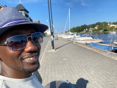 Move to work  Main Photo