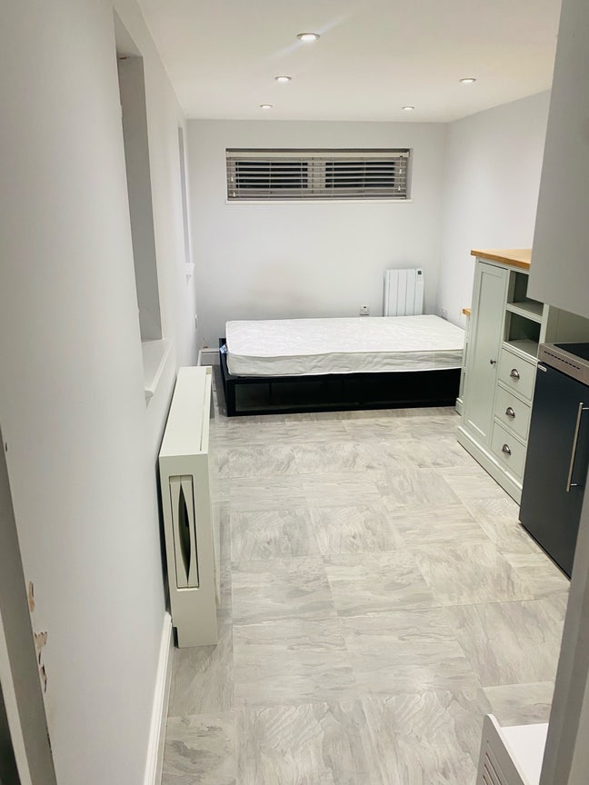 Self Contained compact ensuite annex Main Photo