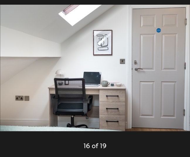 2 double bed rooms available fallowfield Main Photo