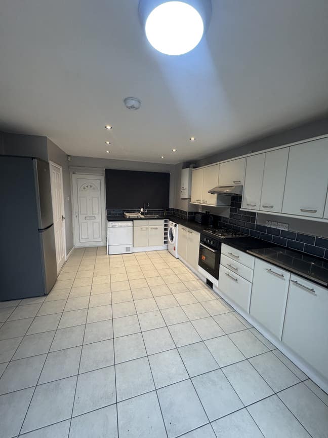 Rooms in New HMO in Redditch Greenlands area Main Photo