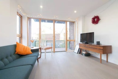 Double bedroom in Haggerston Main Photo