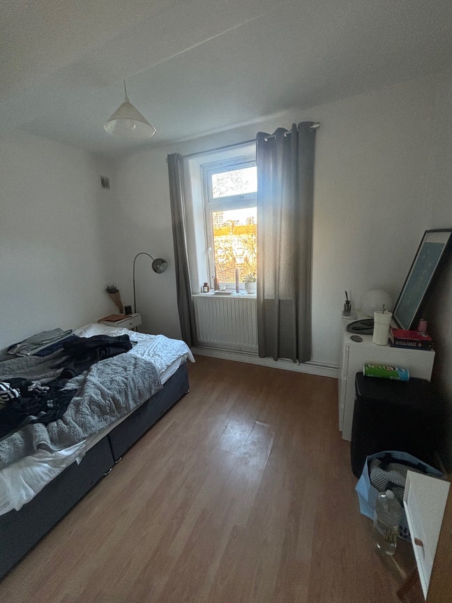 Flatmate to join a new tenancy starting in March!  Main Photo