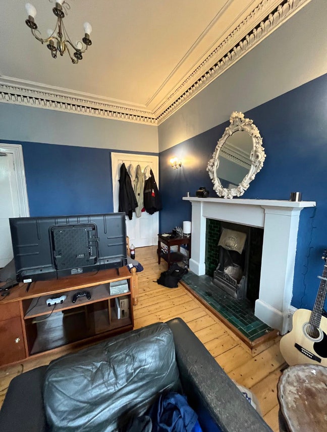 Room in Renfrew street for rent Main Photo