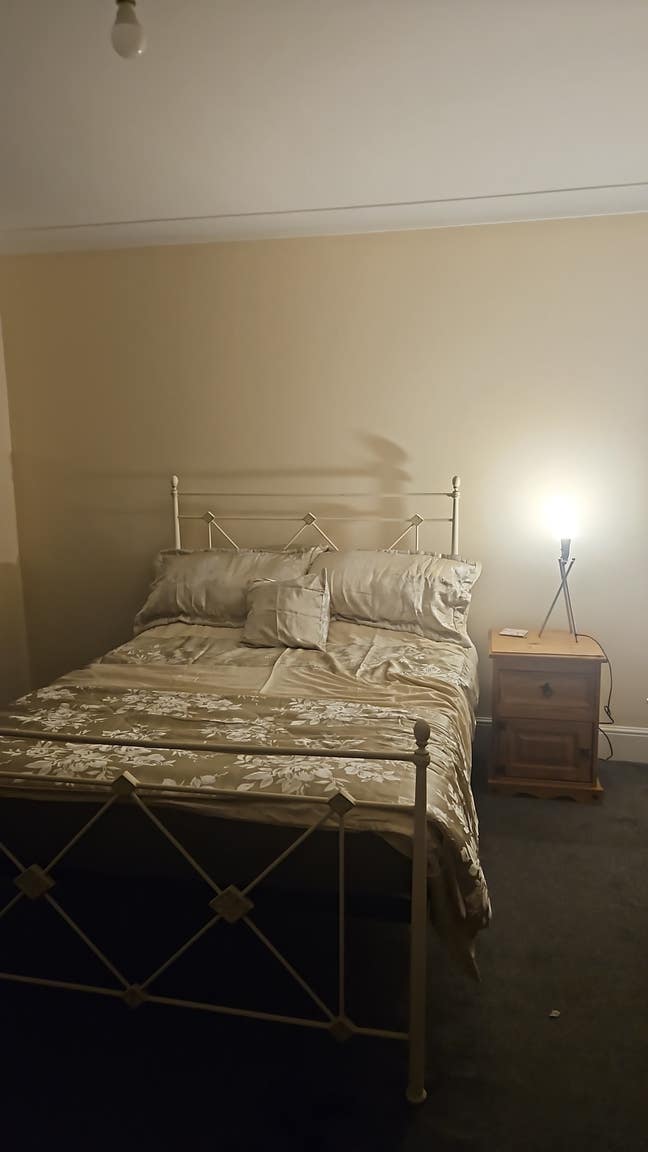 Comfortable Double Room in Cosy Home  Main Photo