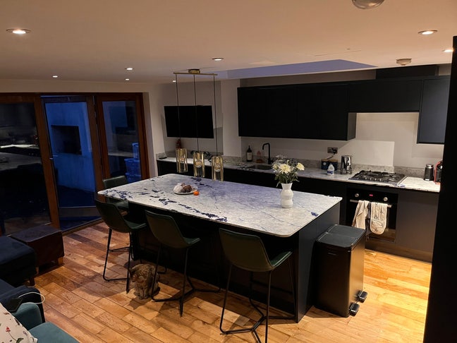 &pound;942 Bright, Double Room SE5  Main Photo