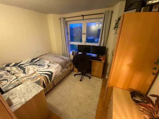  3 Bedroom Flat in the West end of Glasgow Main Photo