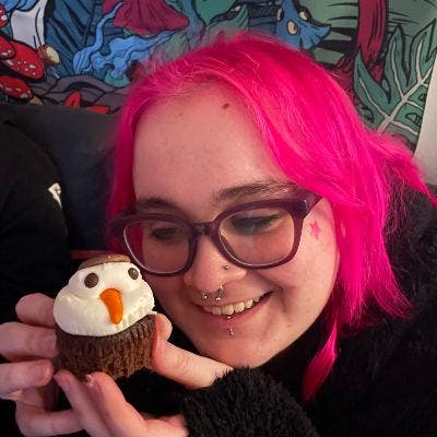 LGBT 23 year old looking for friendly flat! Main Photo