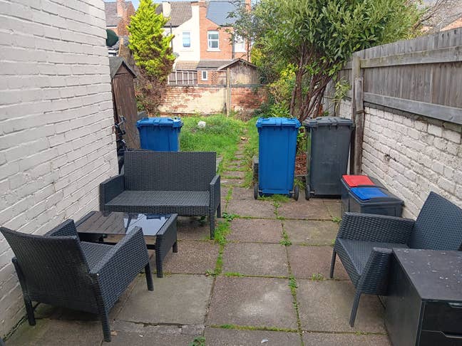 Rooms for rent Main Photo