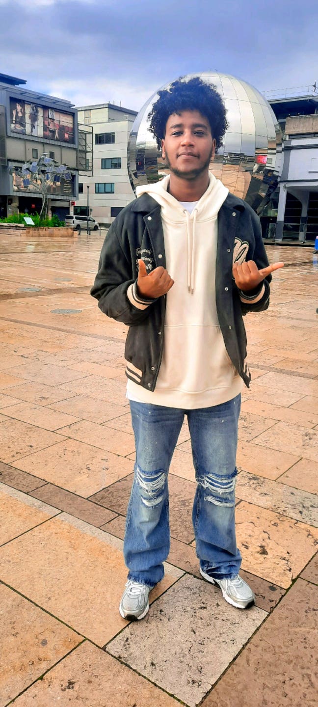 20 year old Male seeks a single or double room Main Photo