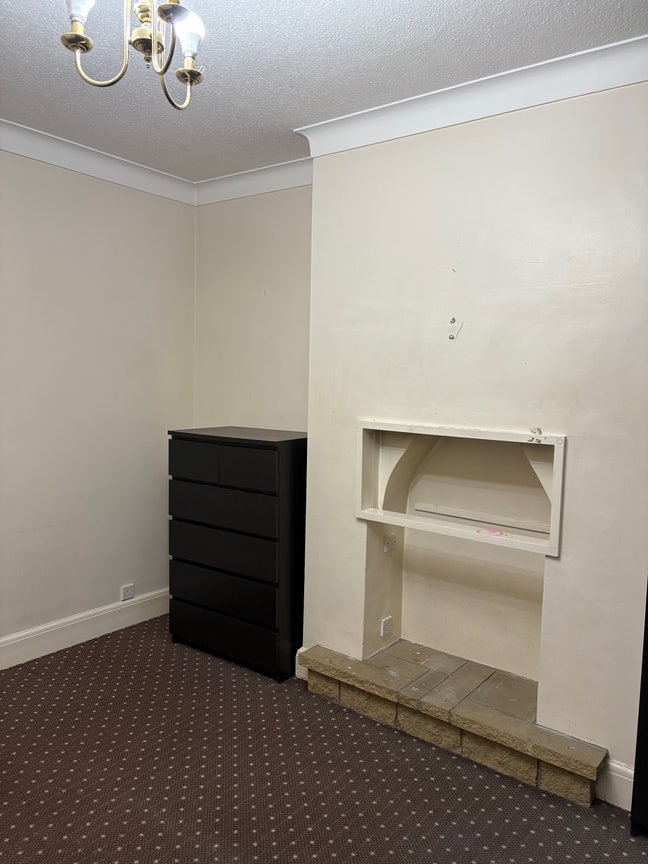 Large double room  Main Photo