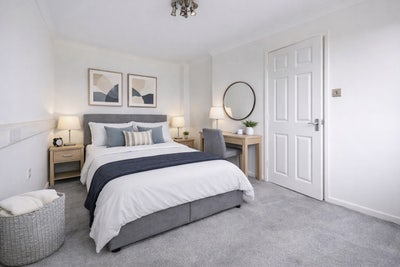 Newly Refurbished Rooms- Parking & bills inc Main Photo