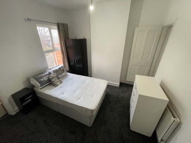 DSS HMO support accommodation Kings Norton  Main Photo