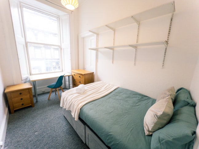 Room for rent Newington  Main Photo