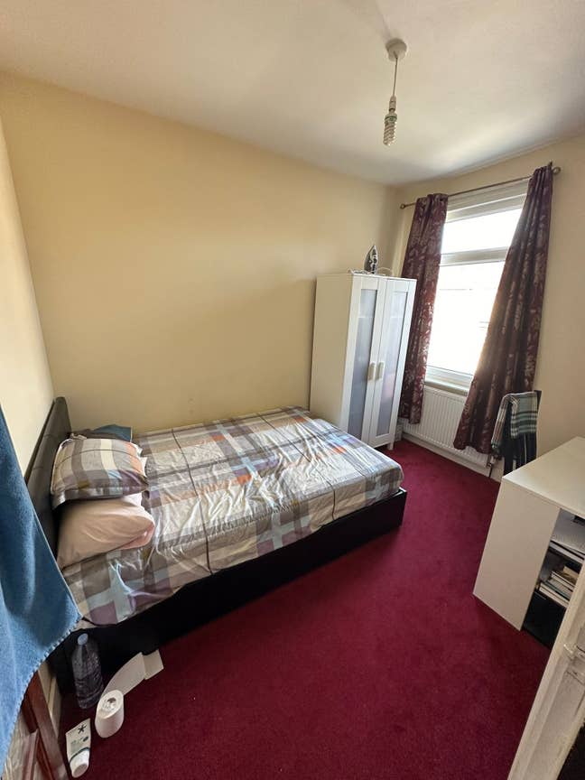 Sharing room with one more person  Main Photo