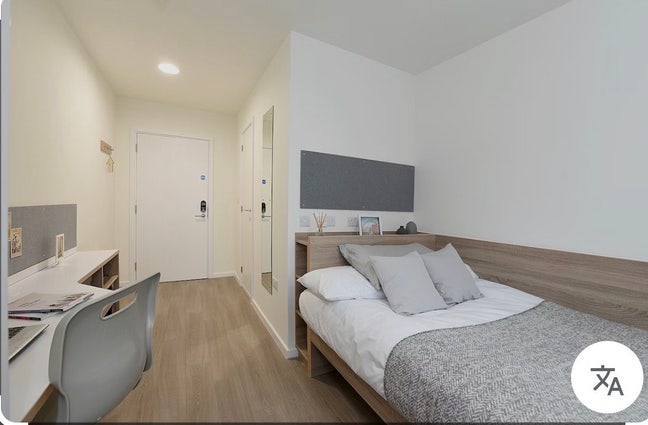 En-suite furnished room - Student Roost Main Photo