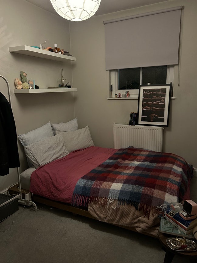 Room Available in Beautiful De Beauvoir House Main Photo