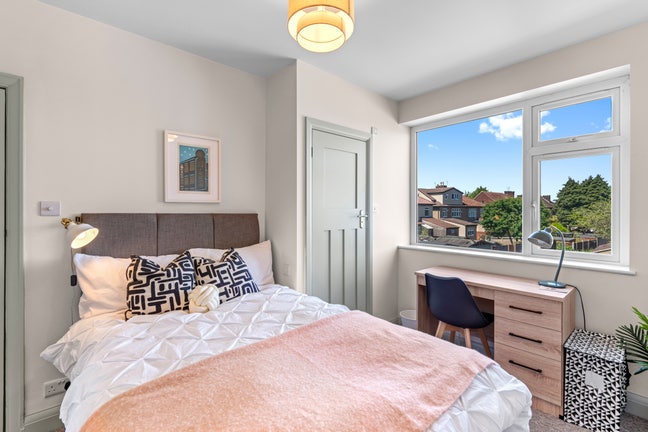 Premium En-suite by Bristol/Bath cycle path Main Photo