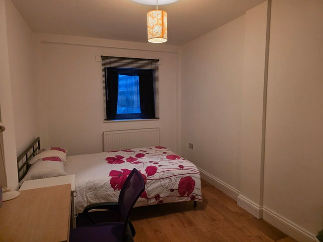 Double Room in modern flat in Deptford  Main Photo