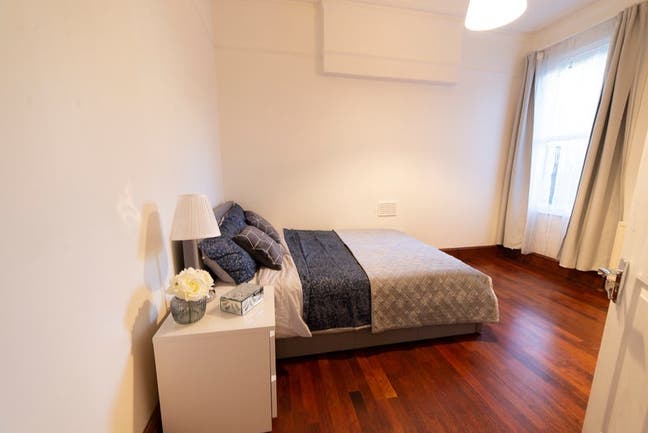 Nice Room in West Ealing  Main Photo