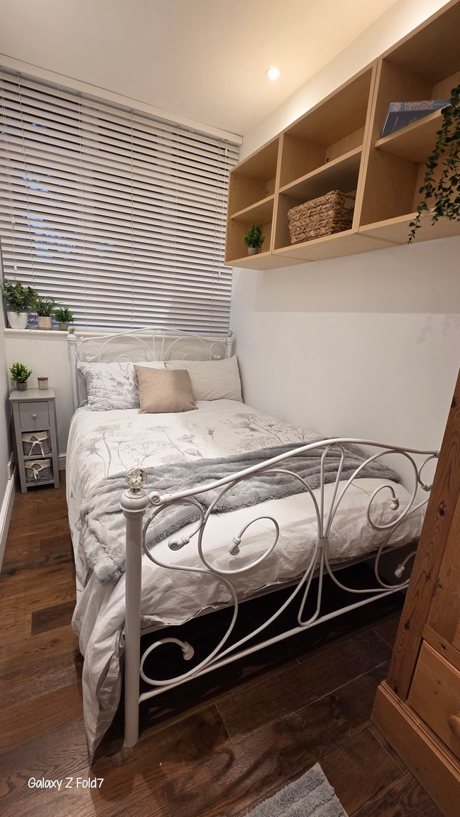 3 Very large doubles in shared property Main Photo