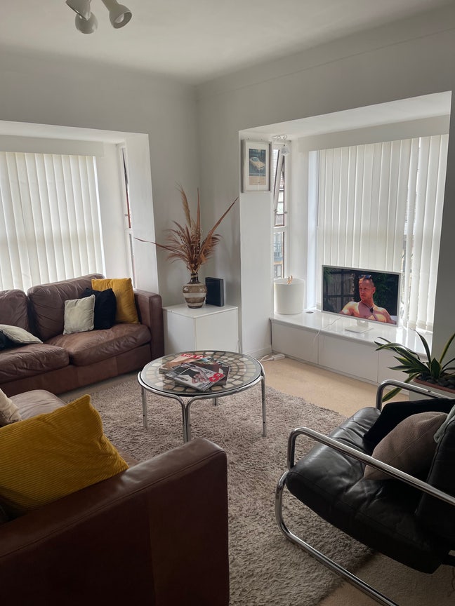 Rent a room in East London.  Main Photo